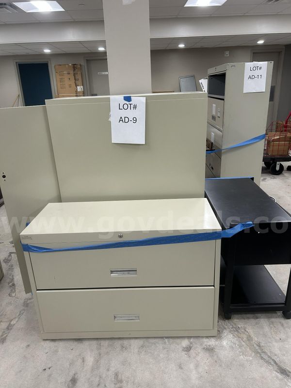 Lot of 2 Cabinets and 1 Portable Shelf