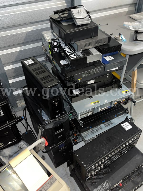 IT367: Lot of Servers and Miscellaneous Computer Equipment