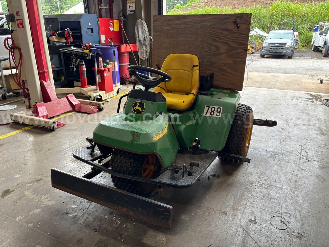 2017 John Deere Field Rake UNIT 789
