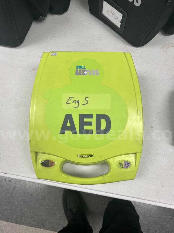 Zoll AED Defibrillator