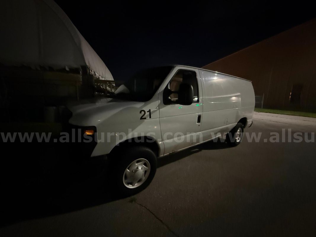 2008 Ford E-150 Econoline Cargo Van