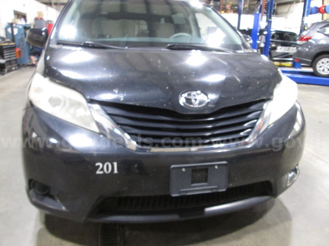 2012 Toyota Sienna