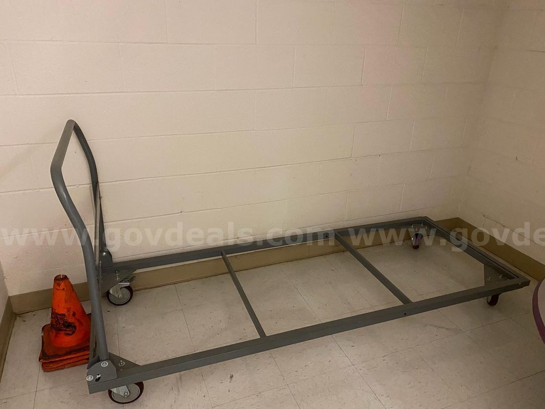 Flat Stacking Table Truck.