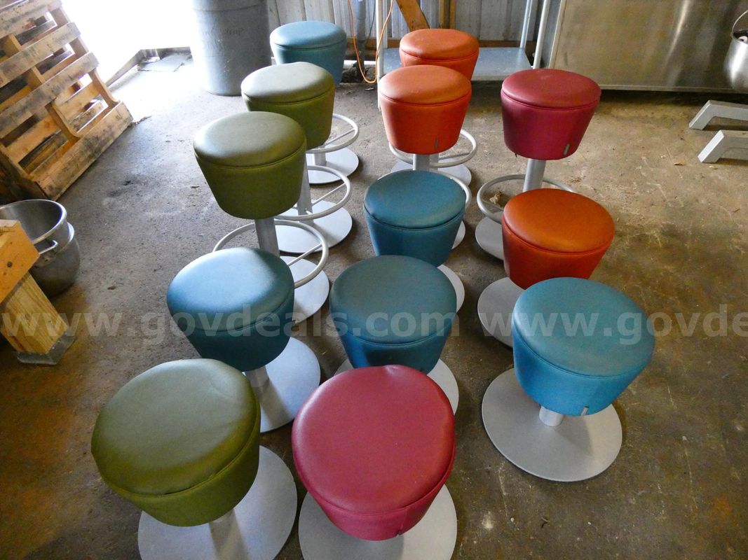 Round Bar Stools