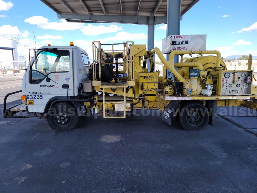 Isuzu Hydrant Truck
