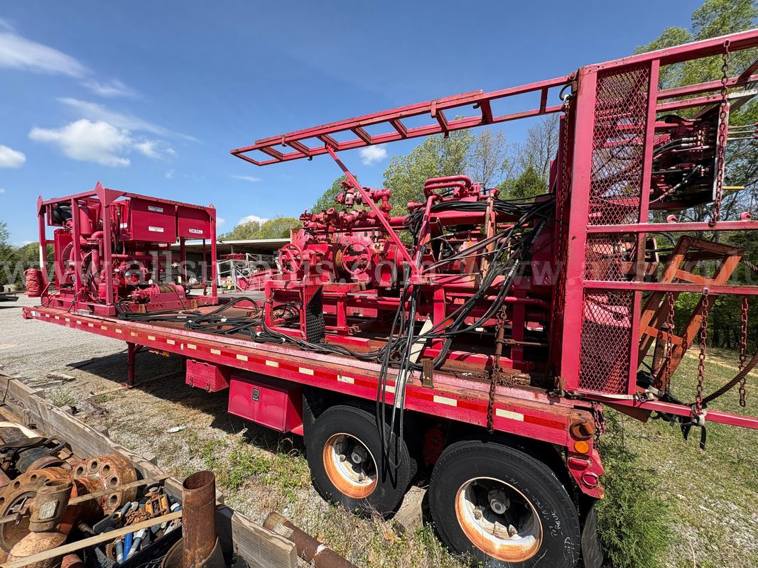 Transcraft Float Trailer w/Texas Oil Tools