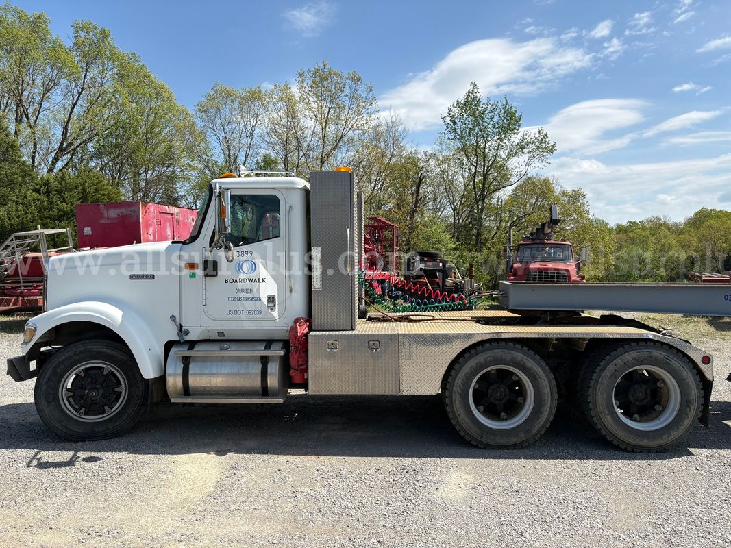 Truck, International, Model 9900I SFA