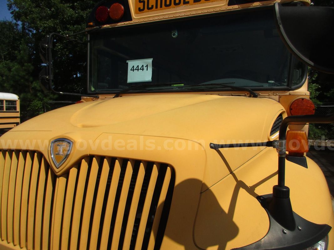 2007 International PB105