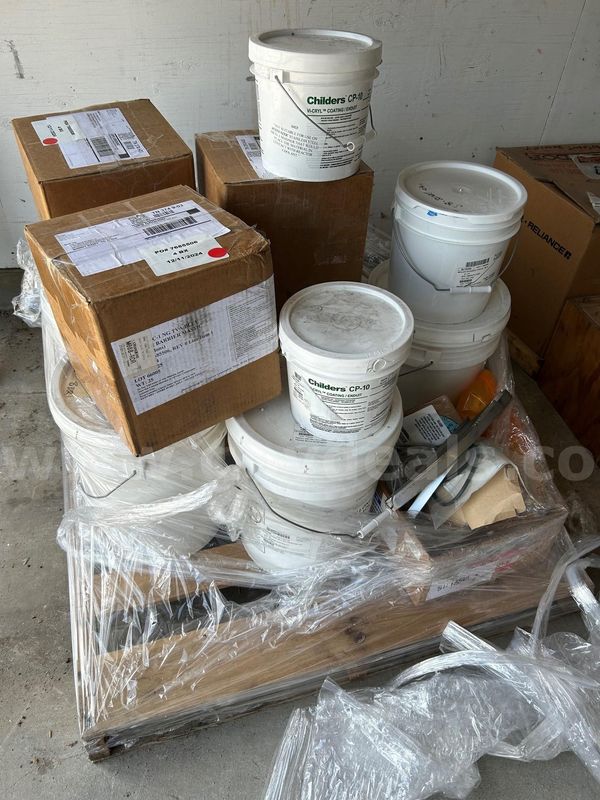 LARGE LOT OF VARIOUS CHEMICALS AND MISC