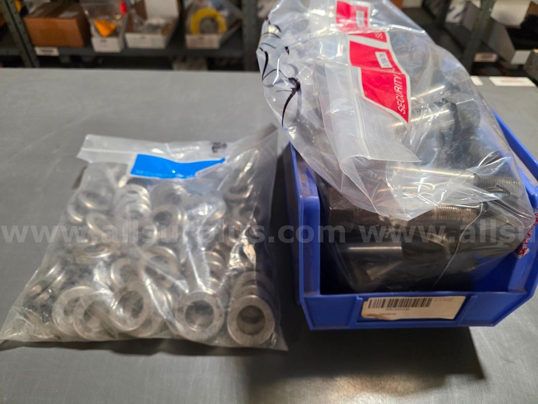 Lot of 39 items and 535 pieces of controls / electronic components used in the maintenance of natural gas compressors