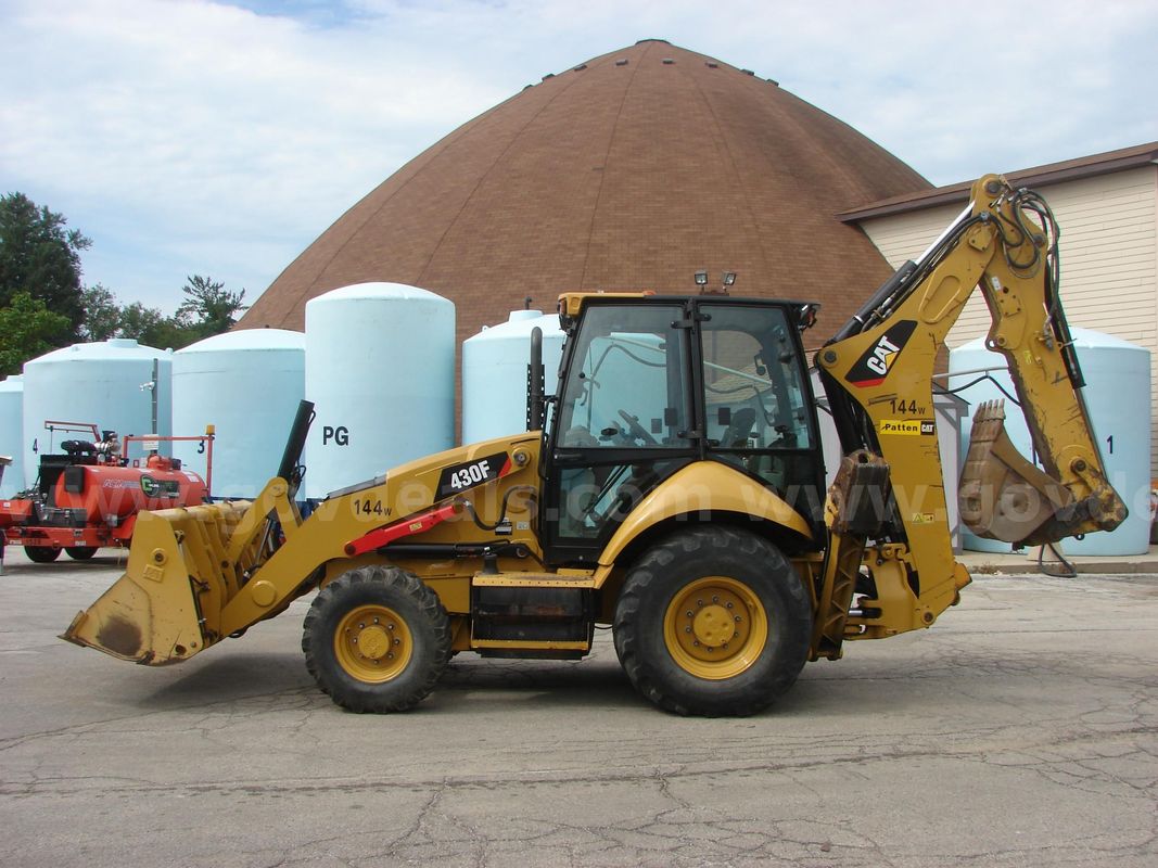 2013 Caterpillar 430F Extendahoe