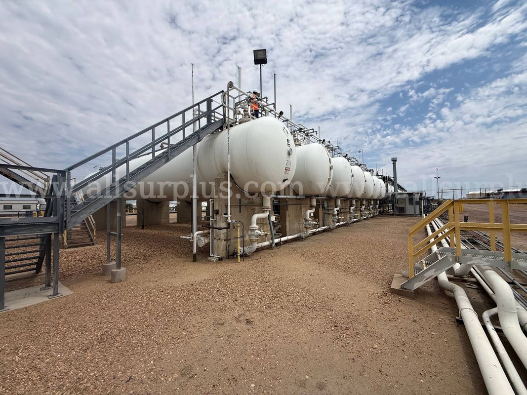 Propane Storage Vessels, 30,000 Gallon, 200PSI, & Riveted Vessel, Qty 8