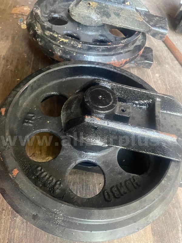 track Idler for 10 to 14k machine Kubota, Bobcat, Cat, John Deere