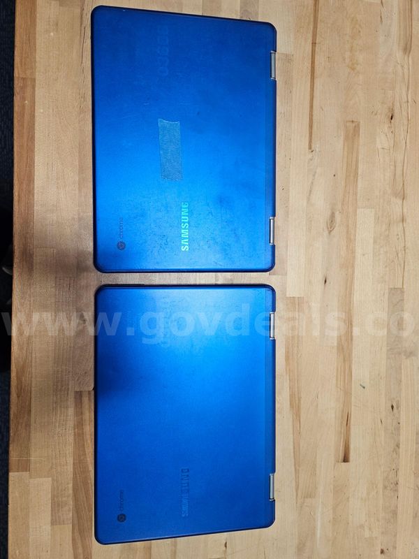 Lot of 2 Samsung Chromebook Plus LTE 2-in-1