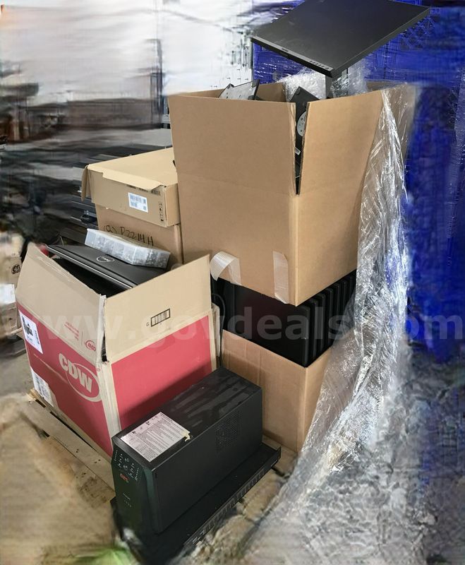 Used pallet of Monitors and a few other items. (s2)