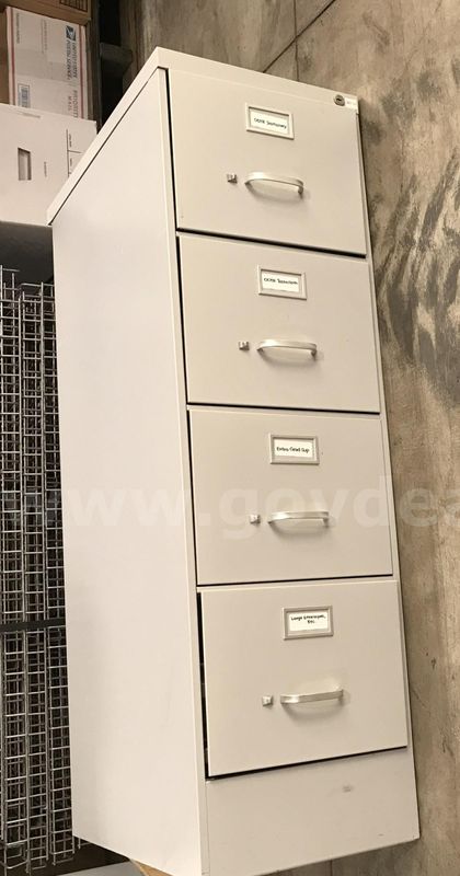 4 drawer vertical file cabinet. (S2)