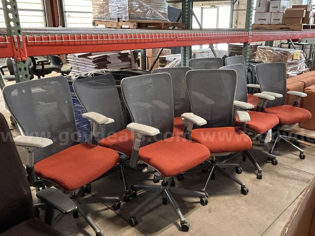9 Used Office Chairs. (S2)