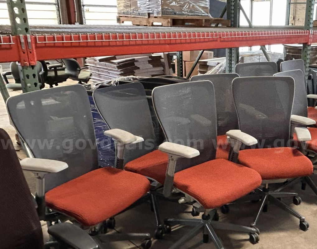 8 Used Orange Seat Office Chairs (S2)