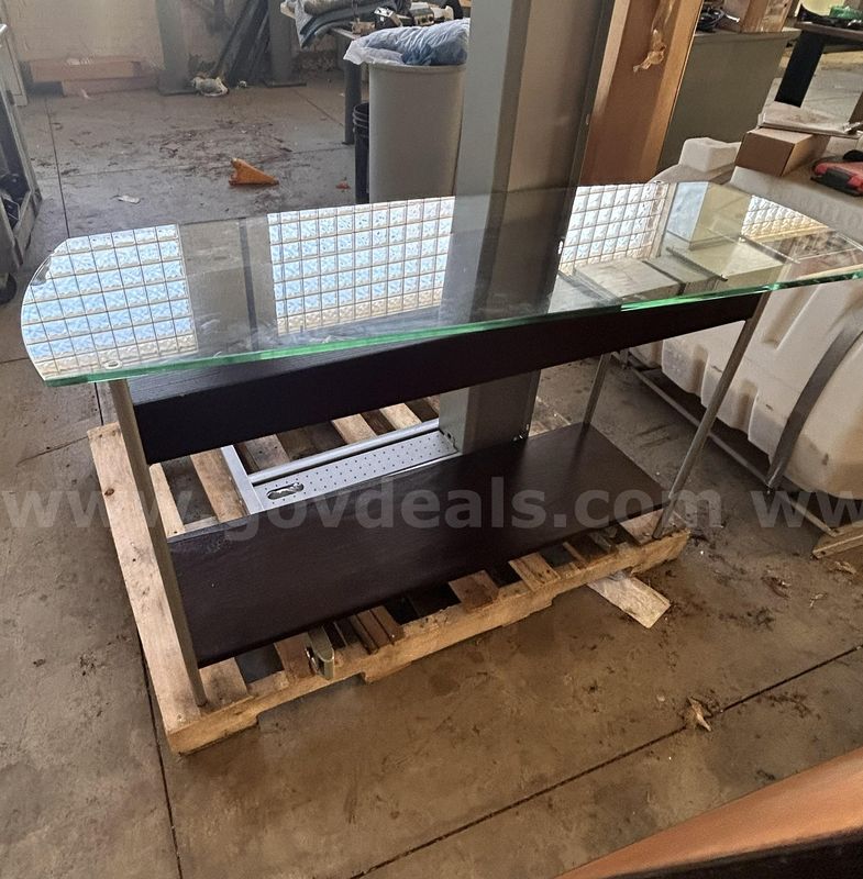 Used Glass Top Console (S2)
