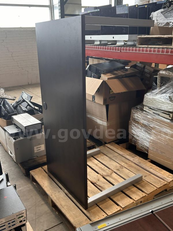 Used Computer Table