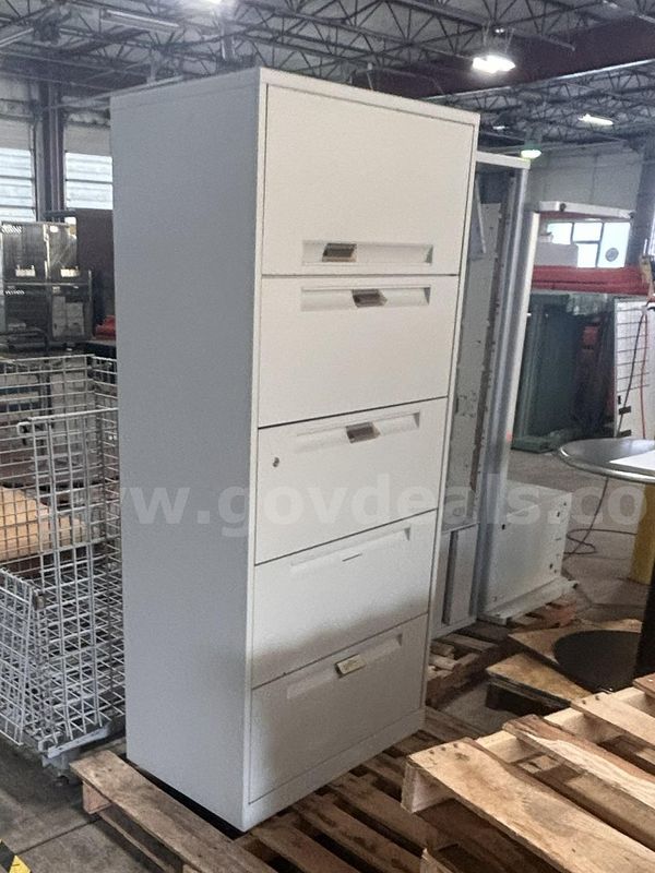 Used 5 Drawer Filing Cabinet (S1)