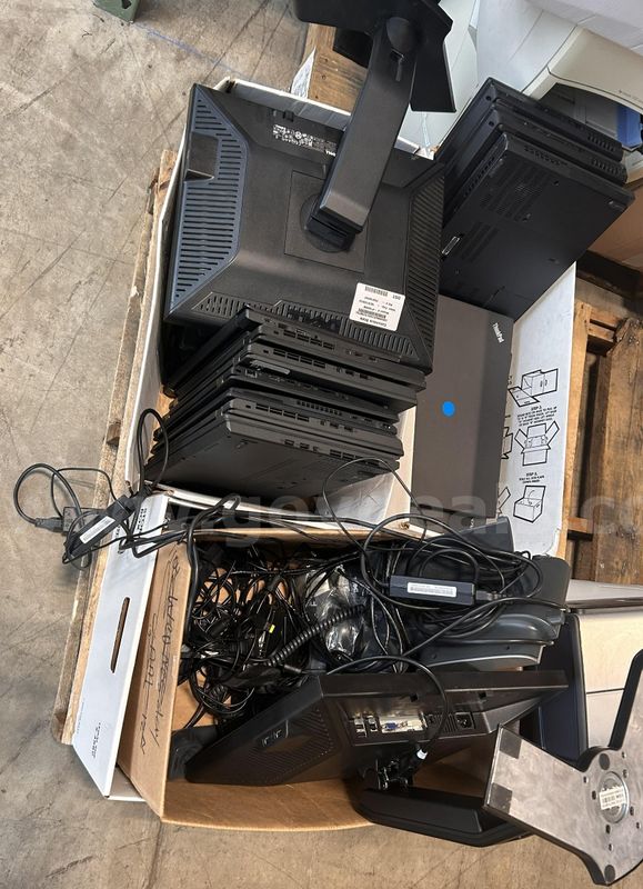 Used Laptops and Random Computer Equipment (S1)