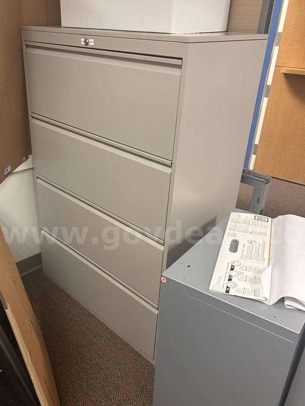 Used 4 Drawer Filing Cabinet (WD-H)