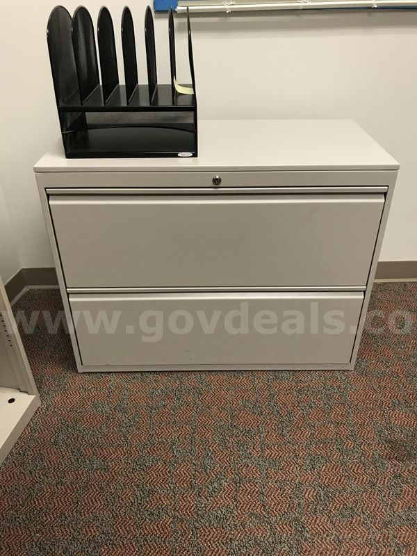 Used desk and lateral filing cabinet. (WD1008)