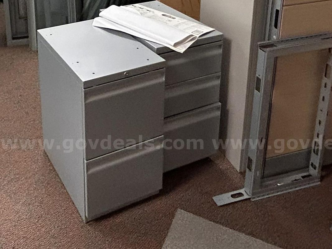 2 Used Short filing Cabinets (WD-1031)