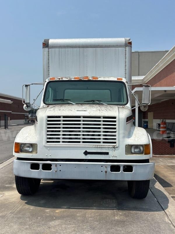 1999 International 4700 Box Truck