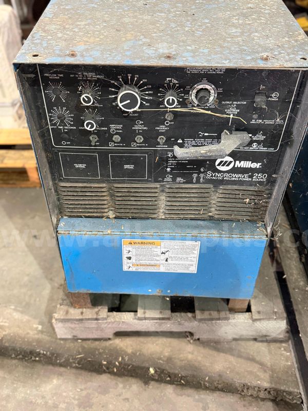 Welding Machine, Miller Syncrowave 250, Qty 1