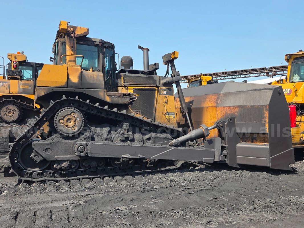 2010 CAT D9 Dozer