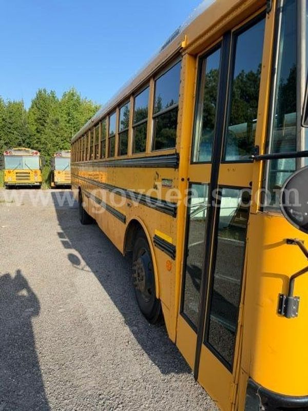 2009 Thomas Saf-T-Liner MVP EF