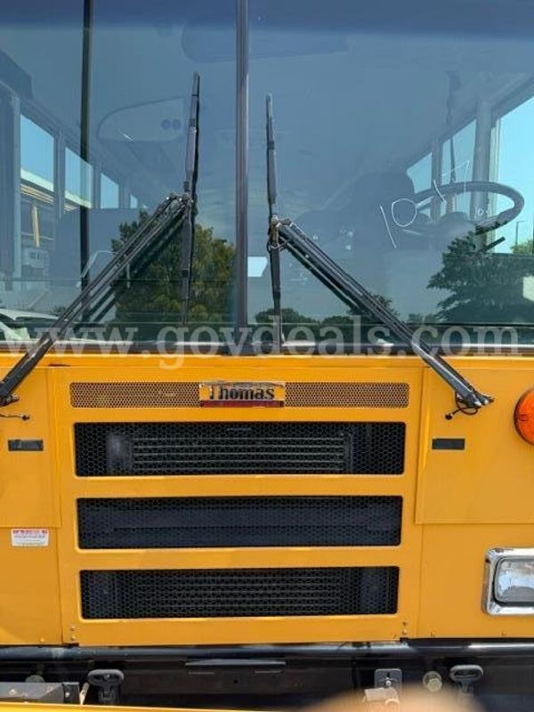 2010 Thomas Saf-T-Liner MVP EF