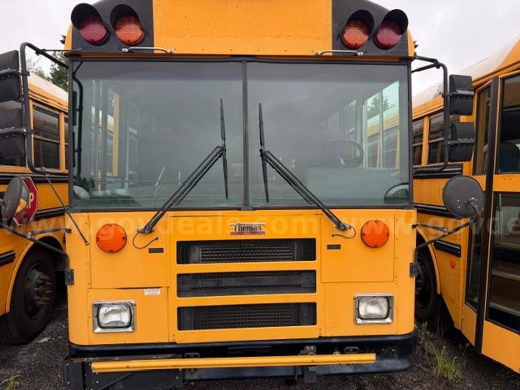 2011 Thomas Saf-T-Liner MVP EF