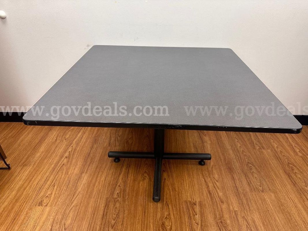 42" square table