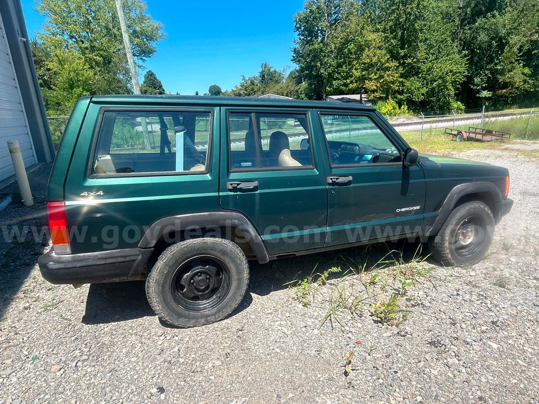 2000 Jeep Cherokee