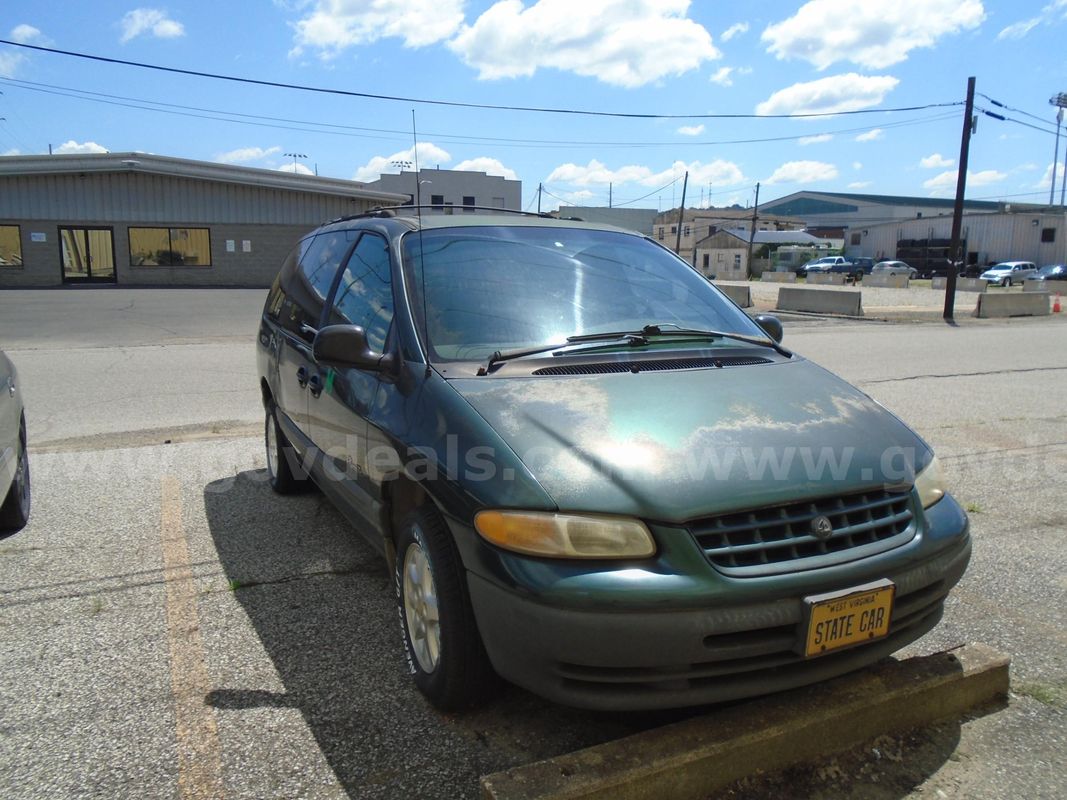 1999 Plymouth Grand Voyager Sports Van