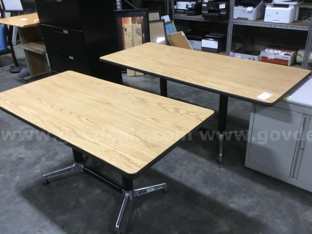 2 tables 5ft ,6ft