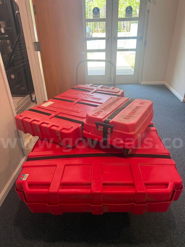 Display Exhibit w/2 Cases & Dolly