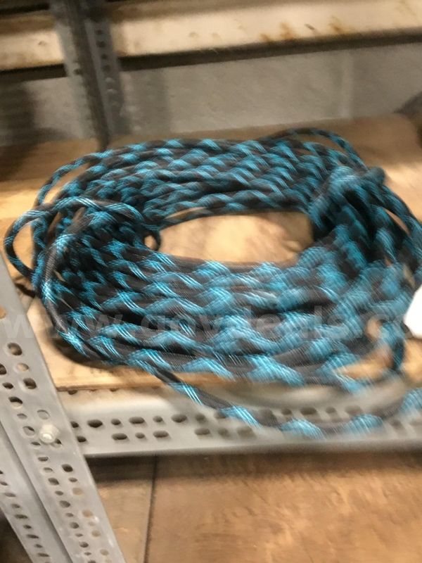 100 ft blue HDMI Cable