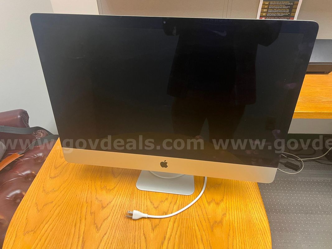 1 Apple 27" iMac 2017 Model A1419