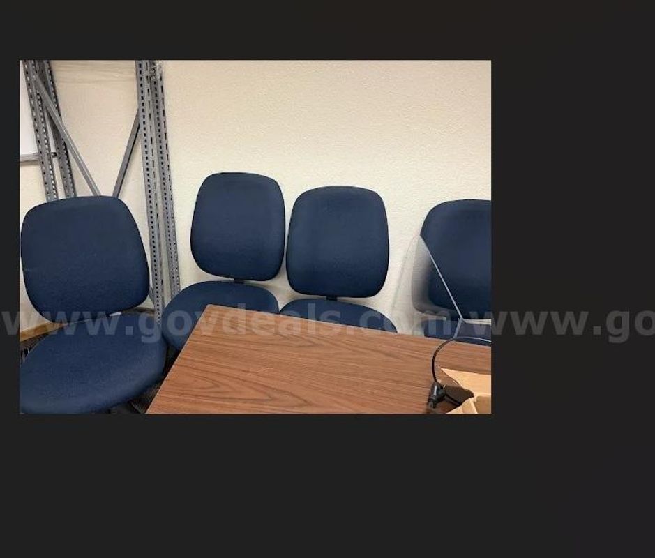 6 Rolling Office Chairs