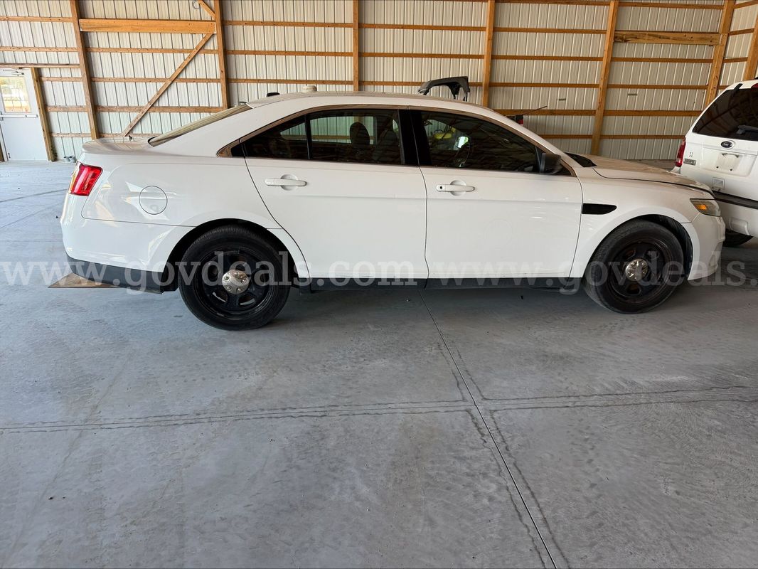 2014 Ford Taurus