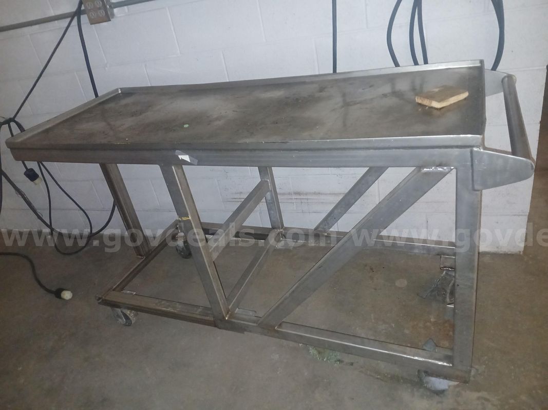 Heavy Duty Metal Tables