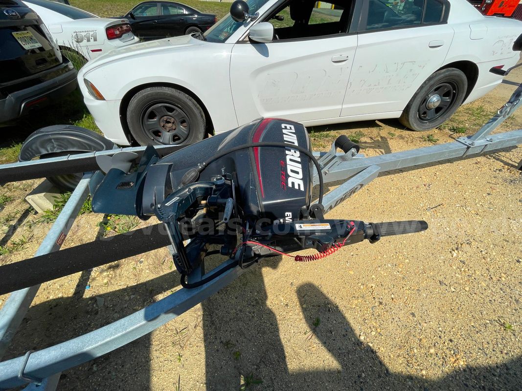 Evinrude E-Tec 25HP Outboard Engine