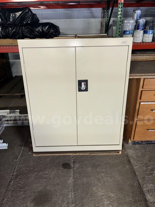 Metal Cabinet with Lock - Start Bid $1.00 Public Works 419-409-0087 1010 North College