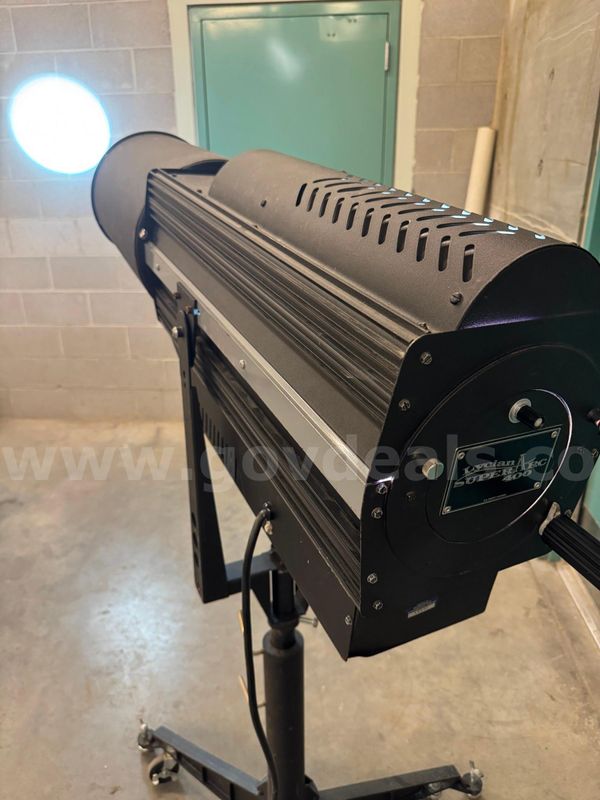 Lycian Superarc 400 Spotlight