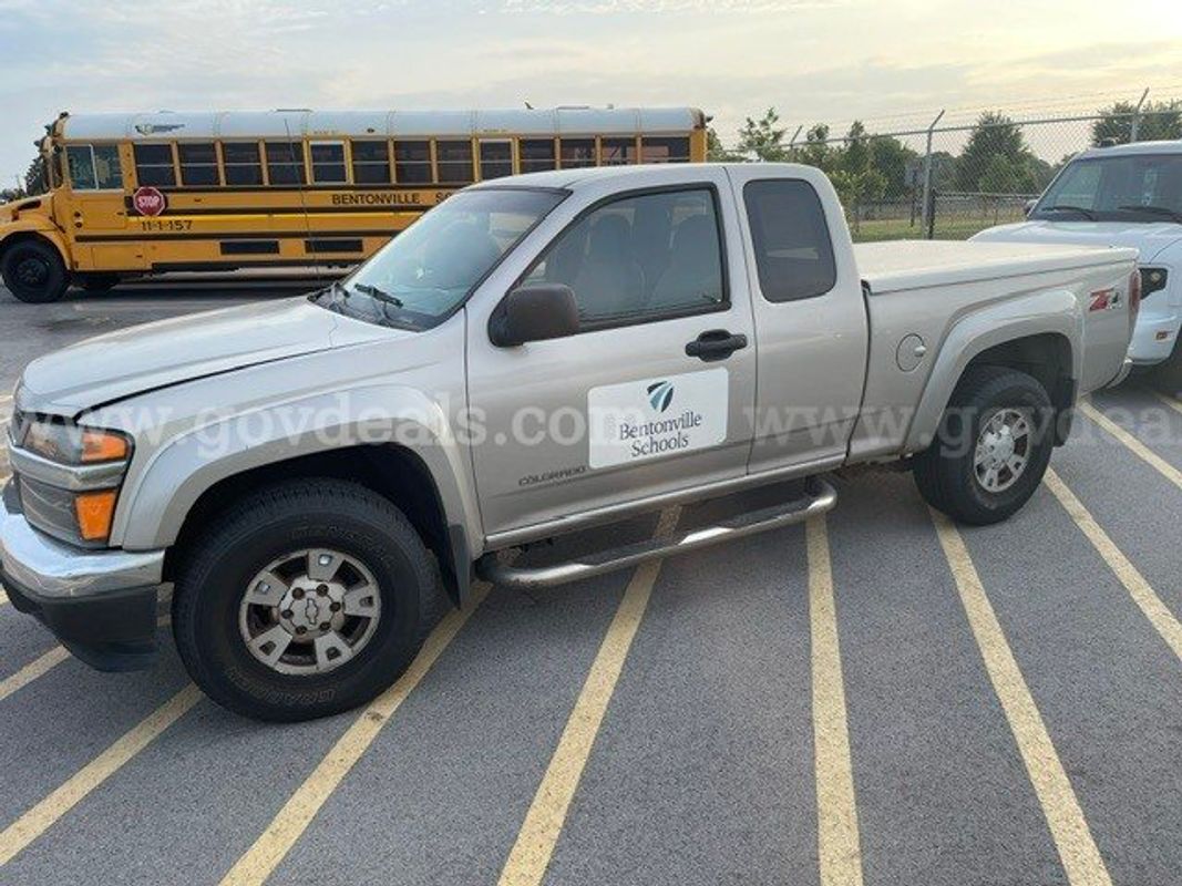 2005 Chevrolet Colorado LS Z71 Ext. Cab 4WD