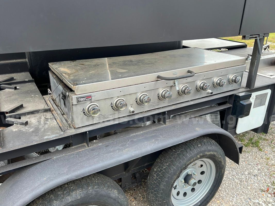 East Texas Smoker Company Custom BBQ Trailer